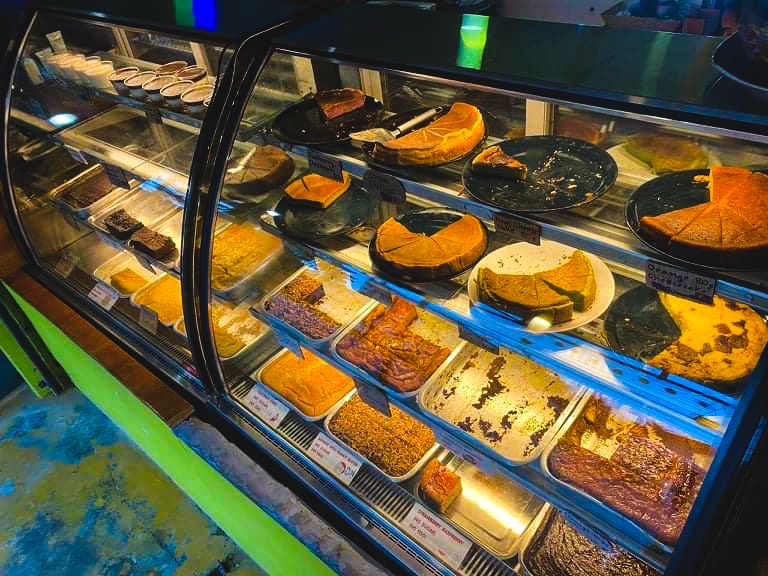 Cocoa Phangan Cakes - The Cake Shop - Cakey