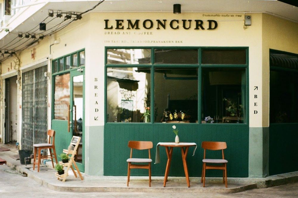 Lemoncurd Bread and Coffee