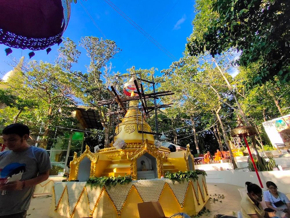 พระธาตุเกาะเต่า