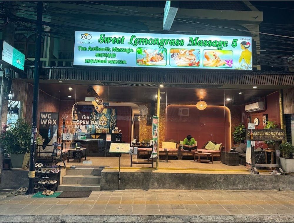 Sweet Lemongrass Massage 5