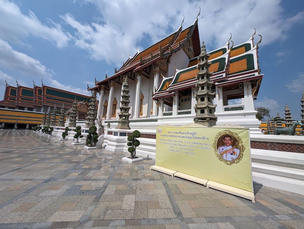 Wat Suthat Thepwararam Ratchaworamahawihan