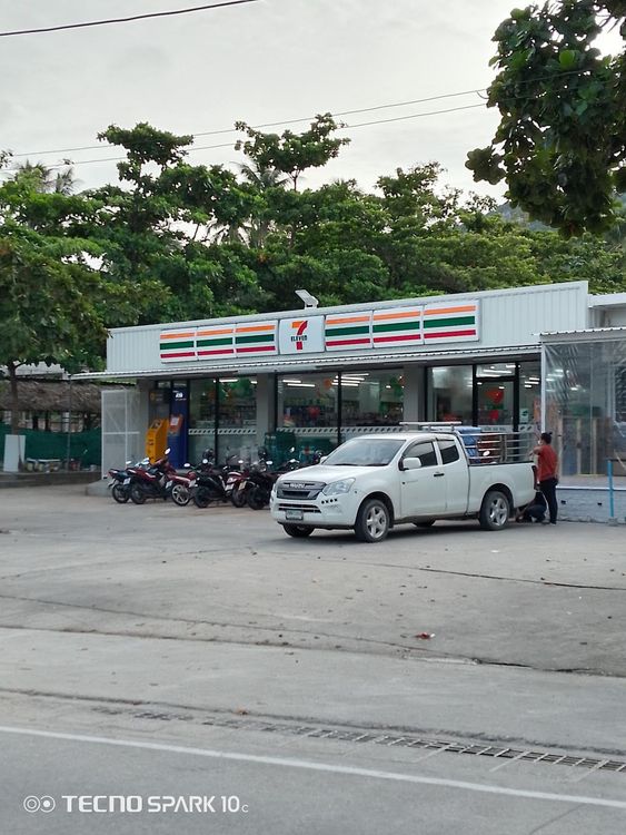 7-Eleven