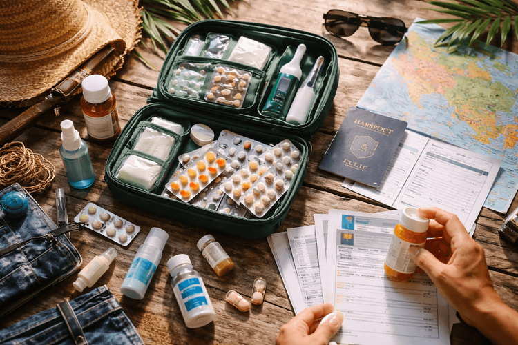 Backpacker Packing List for Thailand’s Medical and Insurance Prep: First-Aid Basics, Prescriptions, and Emergency Copies
