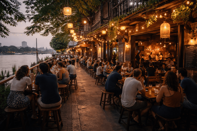 Best Bars and Nightlife on Phra Athit Road: Riverside Pubs, Live Music, and Easy Walks from Banglamphu