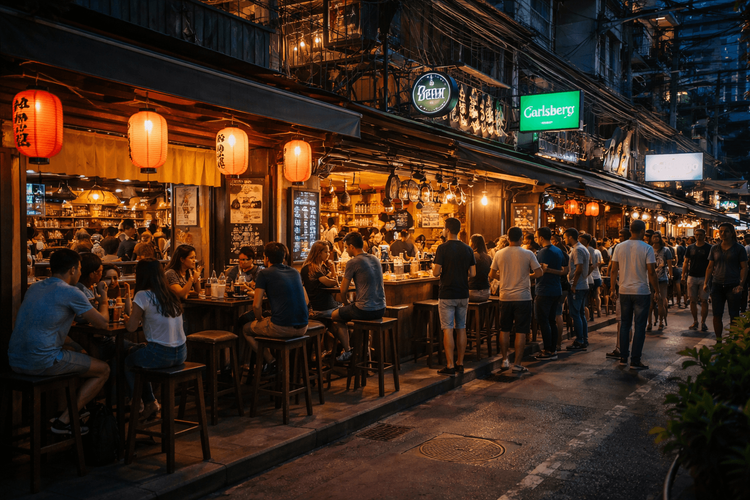 Best Bars and Nightlife on Sukhumvit Soi 33 and 24: Japanese Drinking Spots, Beer Bars, and Easy After-Dinner Stops