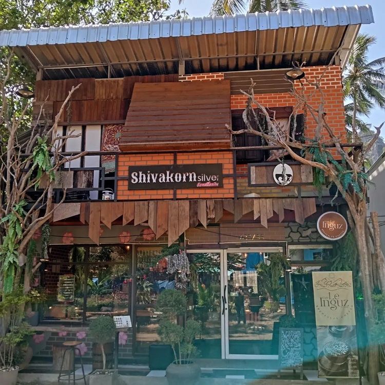 Café LÉ Inguz - BEST Coffee (เลอ อิงกูซ)