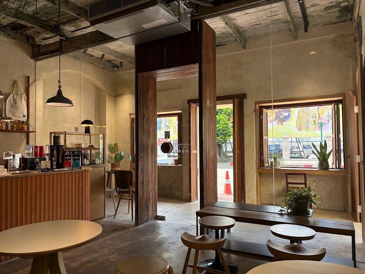 Craftsman Roastery at Old Town