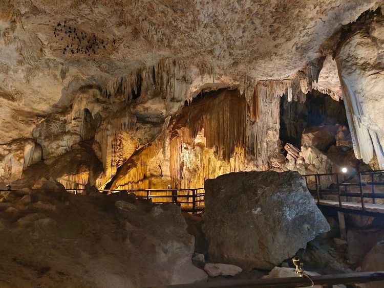 Diamond Cave / Phra Nang Nai Cave