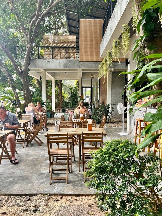 Living Juices & Yoga