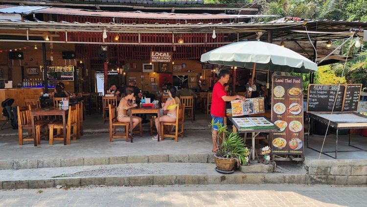 Local Thai Food Restaurant