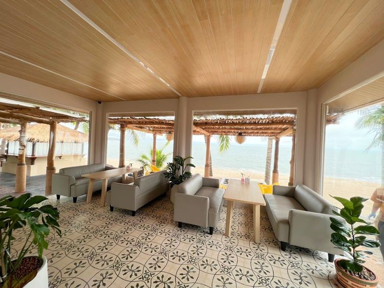 SIWA Latte Beach and Eatery by Lamai inn99