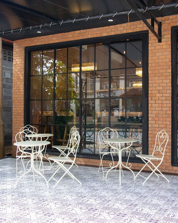 Toast Cafe Bar Lamai