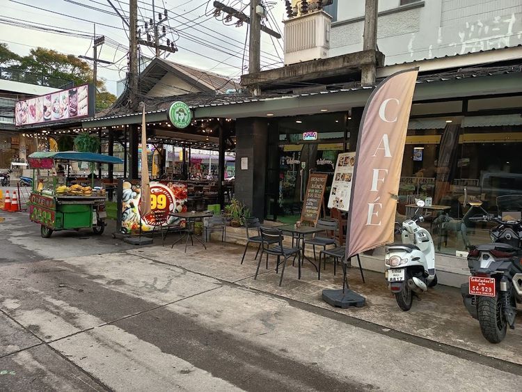 Travelers' Breakfast Café