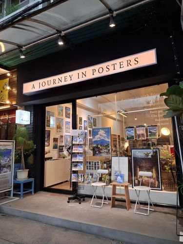 A journey in Posters / Shop & studio