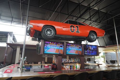 Daisy D's Restaurant & Saloon