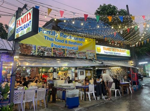 Family Thaifood & Seafood