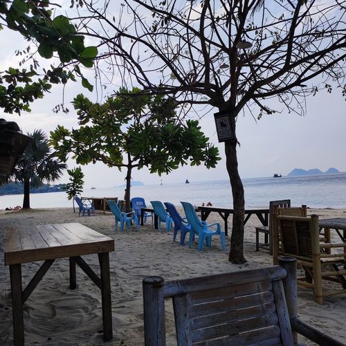 Grasshopper Beach Bar