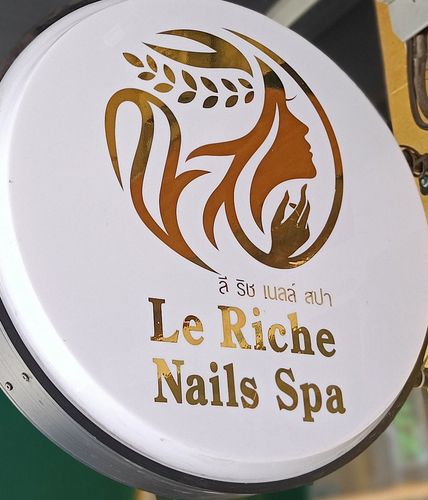 Le Riche Nails Spa