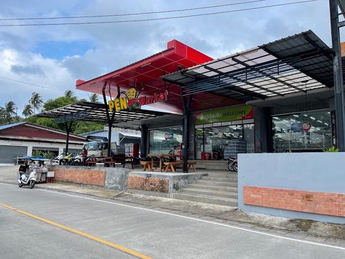 Pen Wholesale Supermarket