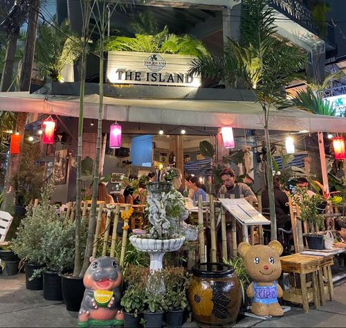 The Island Restaurant Thai food & Vegetarian And Bar.